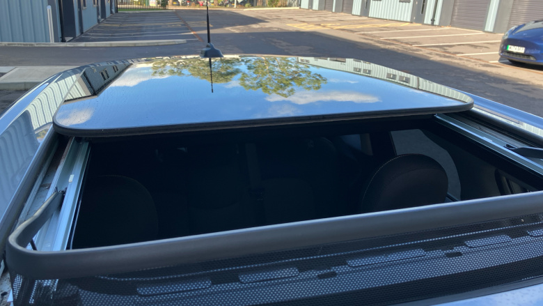 MINI Hatchback 1.5 Cooper Classic Premium 5dr Auto Petrol Hatchback